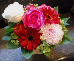 読者モデルの大槻典子さんのブログで紹介されたPatisserie Flowerの花びらメッセージ入りフラワー